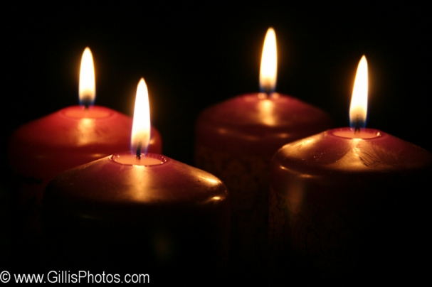 03-Christmas-Still-Life---Candles