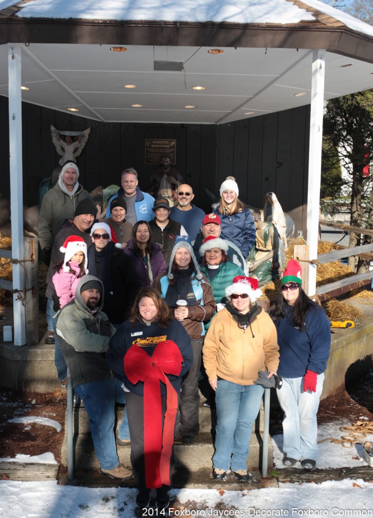 Foxboro Jaycees and friends at the annual Common decorating, 11/29/2014